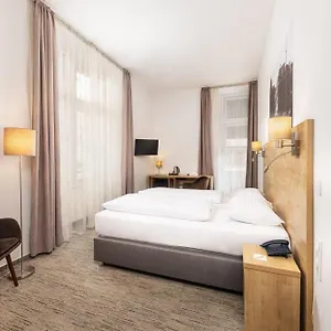 Hotel Ring